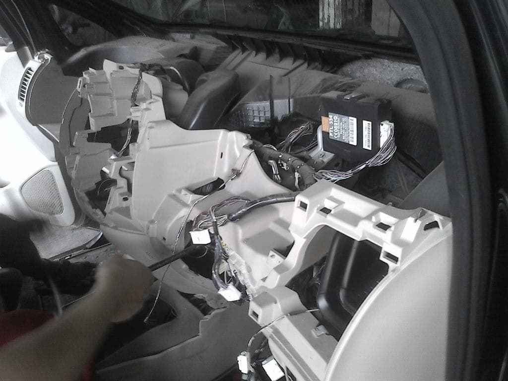 Bengkel service AC dan mesin mobil Jakarta Intl Denso Cirebon